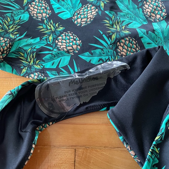 MeUndies Swimsuit Pineapples Tankini & Mid-Rise Bikini set large new - Picture 2 of 5
